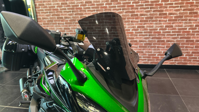 Kawasaki Ninja ZX1002KNSAN (22MY)